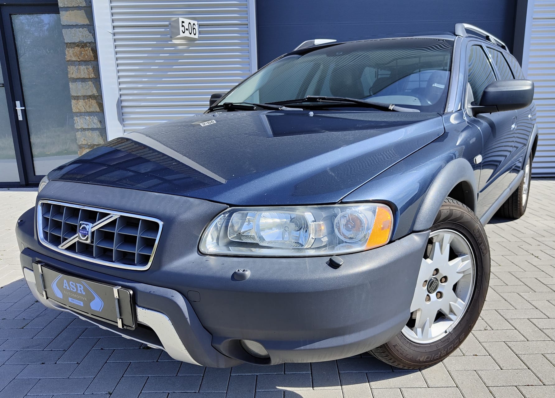 Volvo XC70 2.5T AWD Geartronic 2005